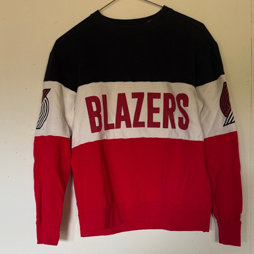 Vintage Blazers Black and Red Men's XS Sweatshirt